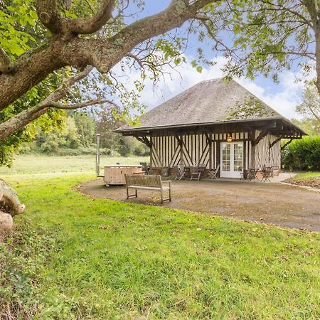 L'Atelier A L'Oree Des Bois Saint-Pierre-en-Auge Kültér fotó